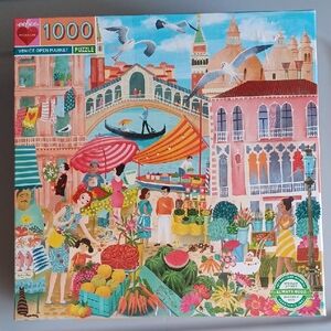 1000-Piece Venice Open Market Puzzle - Bright Multicolor